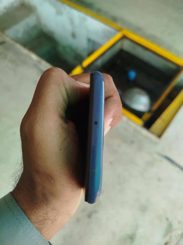 Redmi Note 9 3