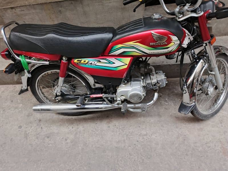 Honda CD 70 in new condition 0