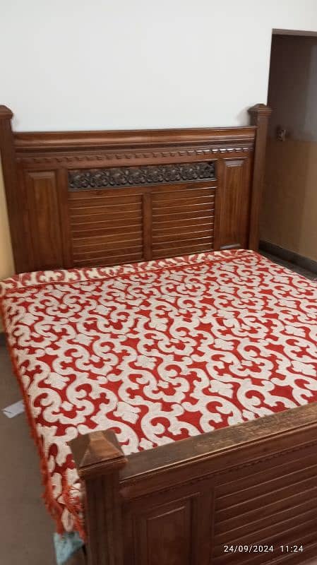 King size Double bed without mattress 2