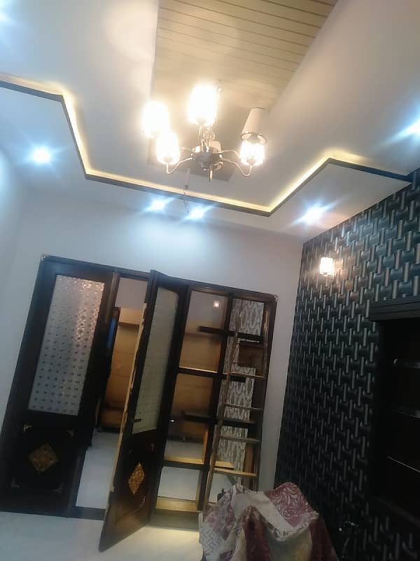 Vip beautiful 6 marla lower portion is available for rent in sabzazar lhr 6