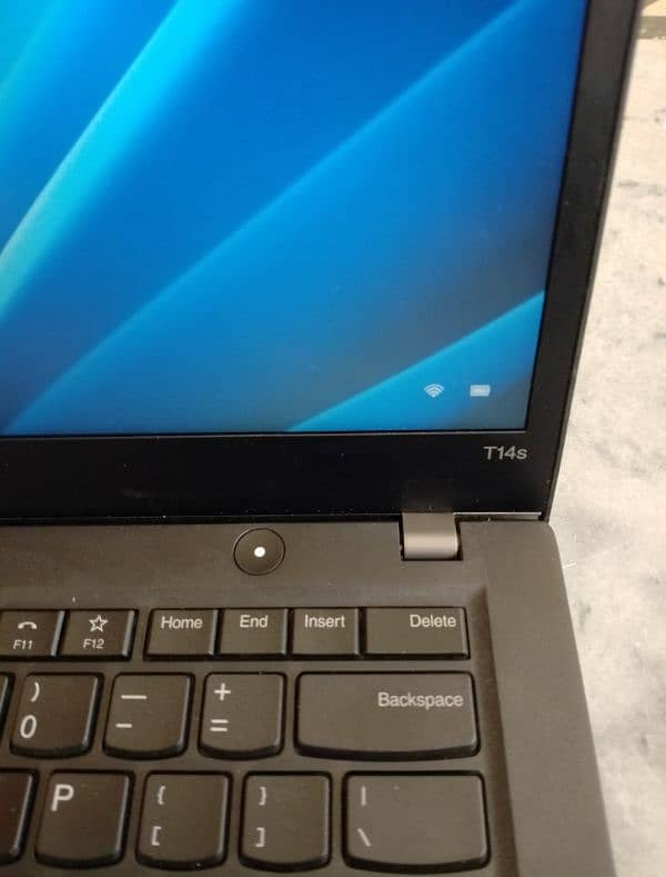 Lenovo Thinkpad T14s i7 10th 3