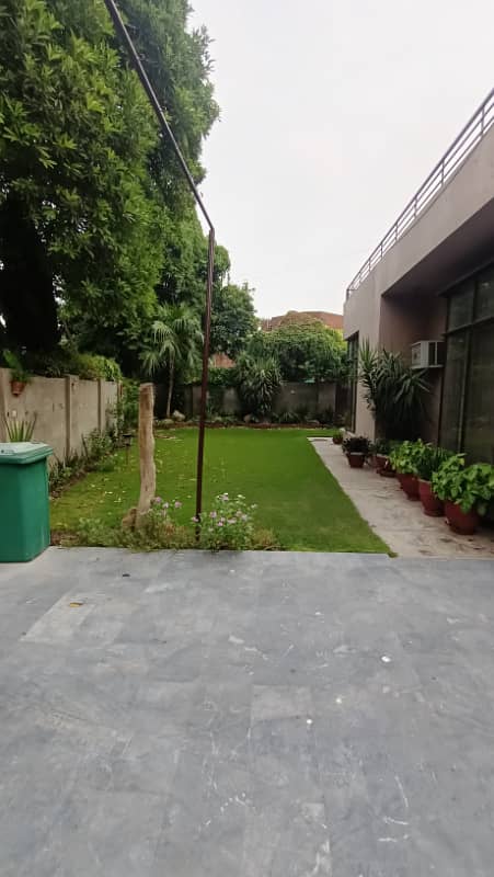 1 Kanal Commercial Use House For Rent In Gulberg 14