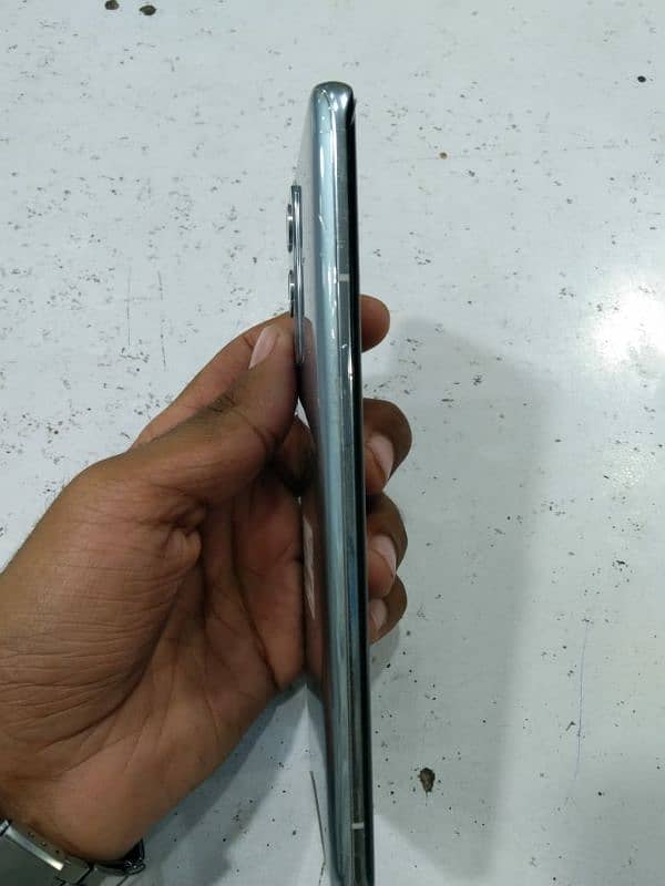 One plus 9 pro 12/512gb contact on WhatsApp 03247818761 6