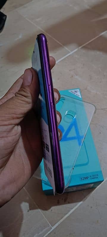 Infinix s4 4/64 all 10/10 condition with box charger 3