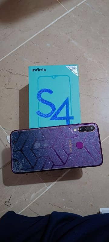 Infinix s4 4/64 all 10/10 condition with box charger 5