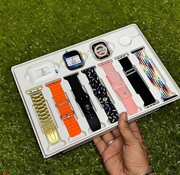 I20 Ultra Max suit Smart Watch 10 in 1 box 1