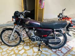 Honda 125 Simple Colour Red