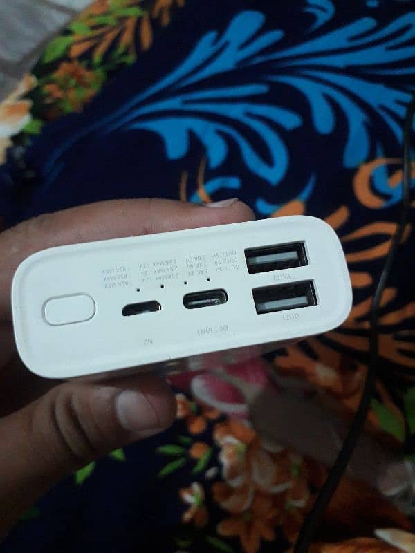 mi power Bank 10k mah 2