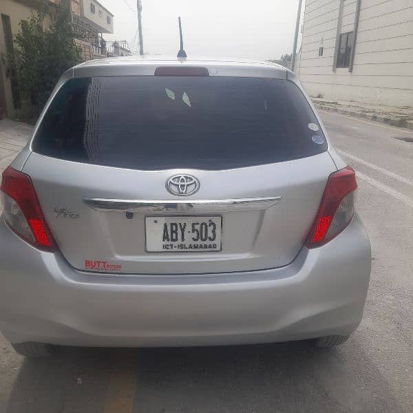 Toyota Vitz 2011 0