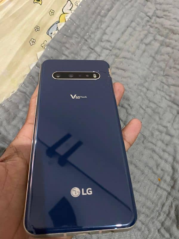 LG v60 Thing. . 8_128gb 5