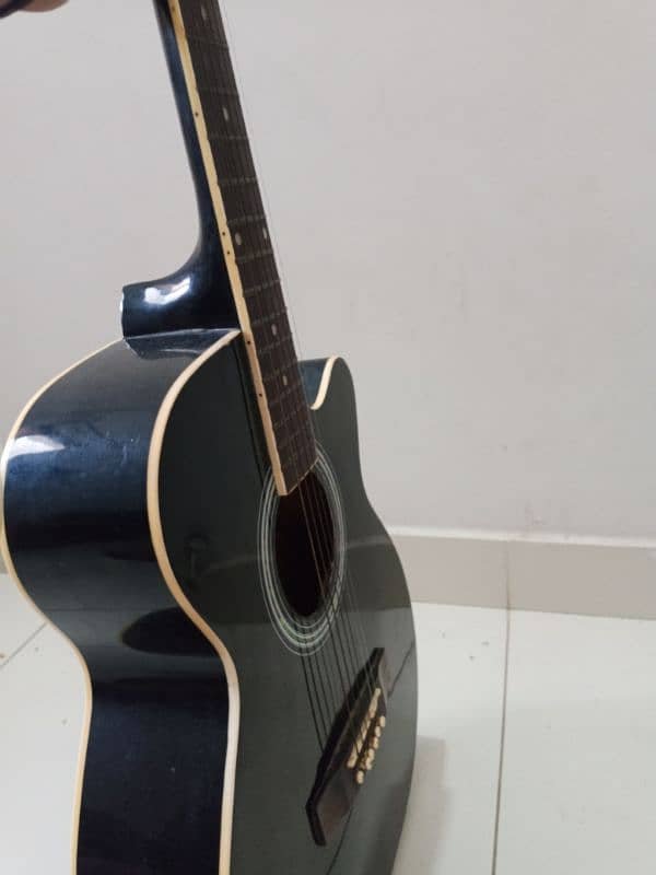 Acoustic Guitar for Sale - Excellent Condition 5