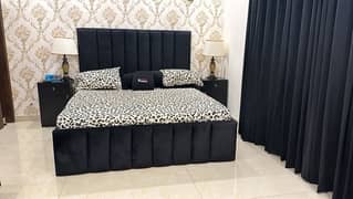 Bed set / poshish bed / king size bed / bed with side table