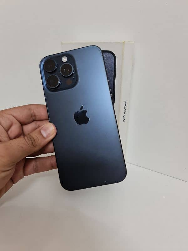 Apple iPhone 15 Pro Max 256gb LLA NON PTA Blue Color 7