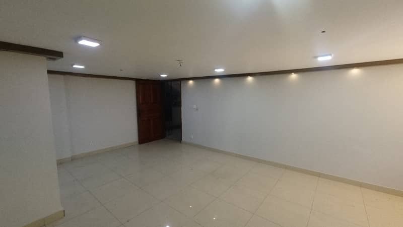 Prime Location 1800 Square Feet Office In DHA Phase 7 Is Best Option 10