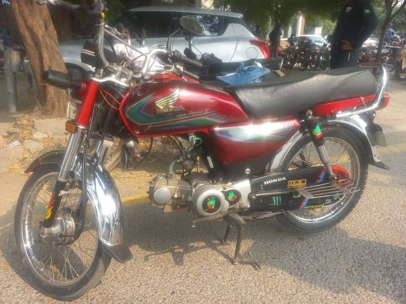 Honda CD 70 (2017-A) Red 4