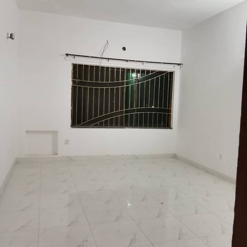 Near Y Block MacDonald Kanal Tiled Floor Upper Portion For Rent in DHA Phase 3 Prime Location 8