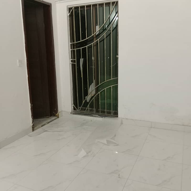 Near Y Block MacDonald Kanal Tiled Floor Upper Portion For Rent in DHA Phase 3 Prime Location 19