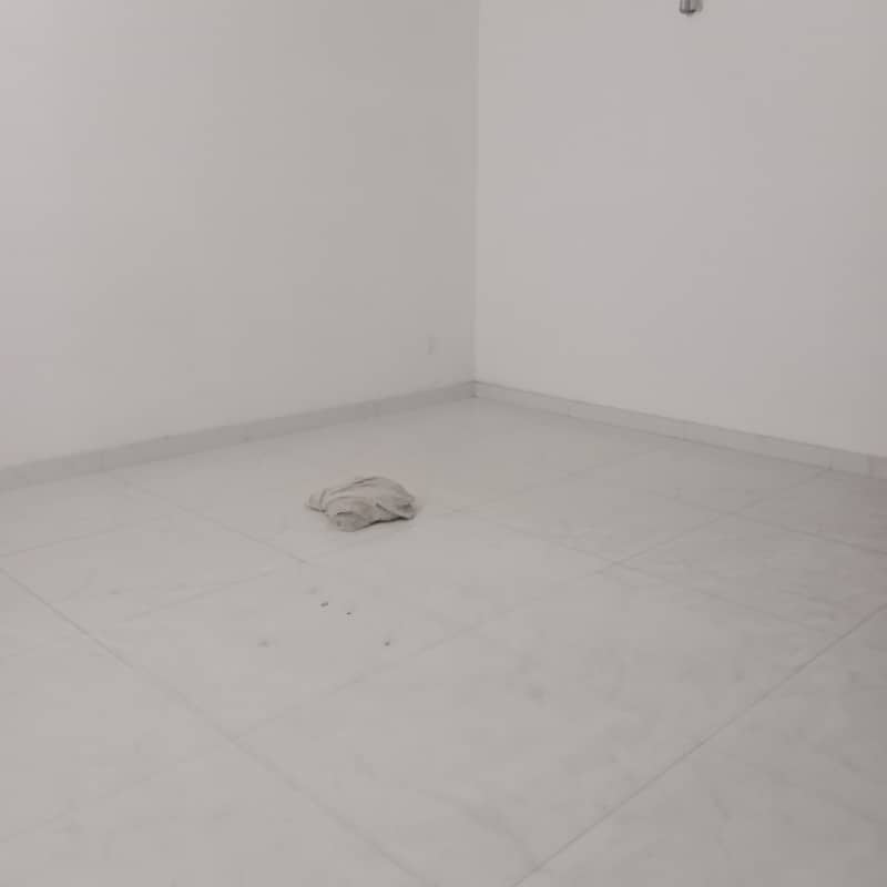 Near Y Block MacDonald Kanal Tiled Floor Upper Portion For Rent in DHA Phase 3 Prime Location 20