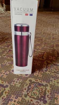 Stainless steel water bottle