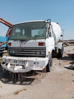 Transit Mixer Truck Nissan 6X2 (Ten Wheels)