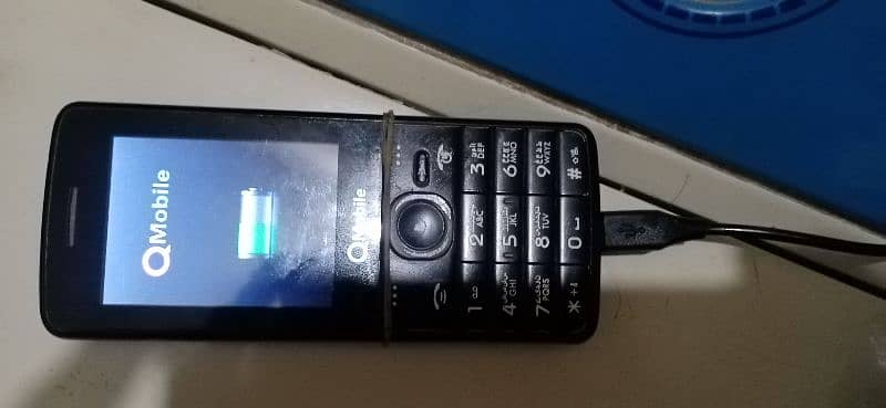 Q mobile for sale 9