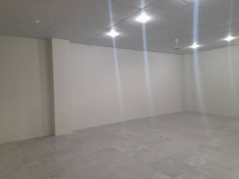 PC Marketing offers!34000sqft khanna pul main tramri independent Plaza available for rent 8