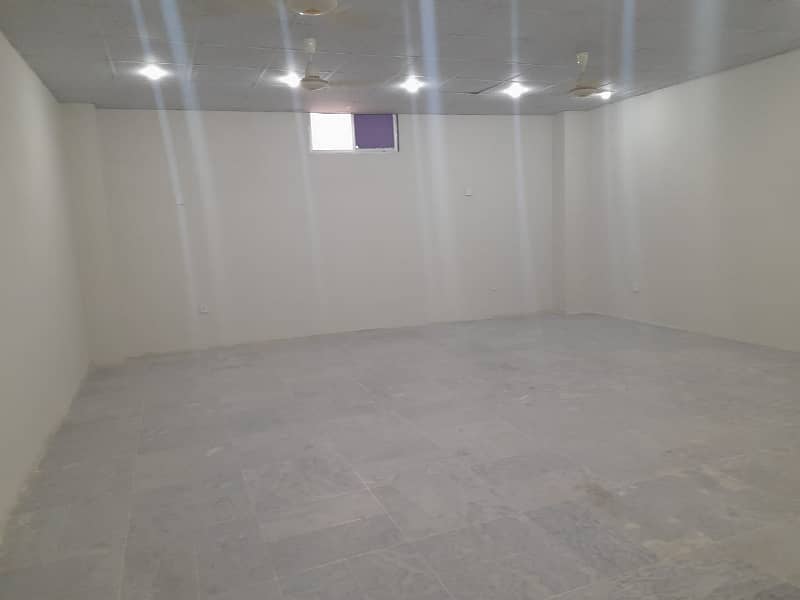 PC Marketing offers!34000sqft khanna pul main tramri independent Plaza available for rent 14