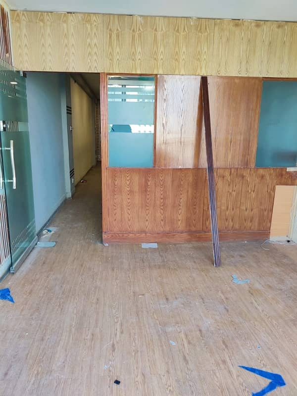 Blue area Jinnah avenue facing 700sqft office for rent 14