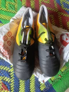 football Shoes new no used