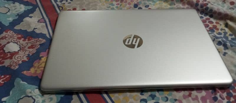 HP i3 12 Generation 1