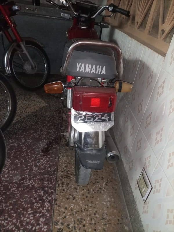 Yamaha yd 100 4