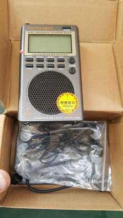 HRD-747 All Bands (AM, FM, MW, SW/SSB, Air Band, W/Band, UHF/VHF Radio 0