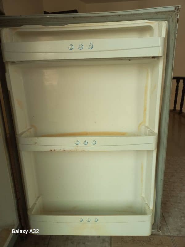 Fridge for sale 4