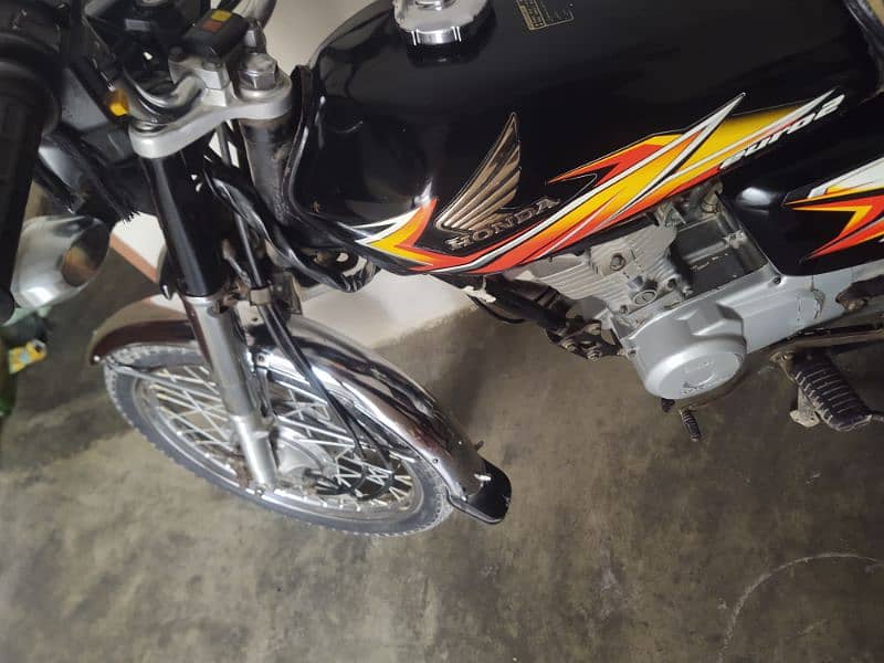 Honda 125 CG 2021 model Karachi nbr only call no msg 7