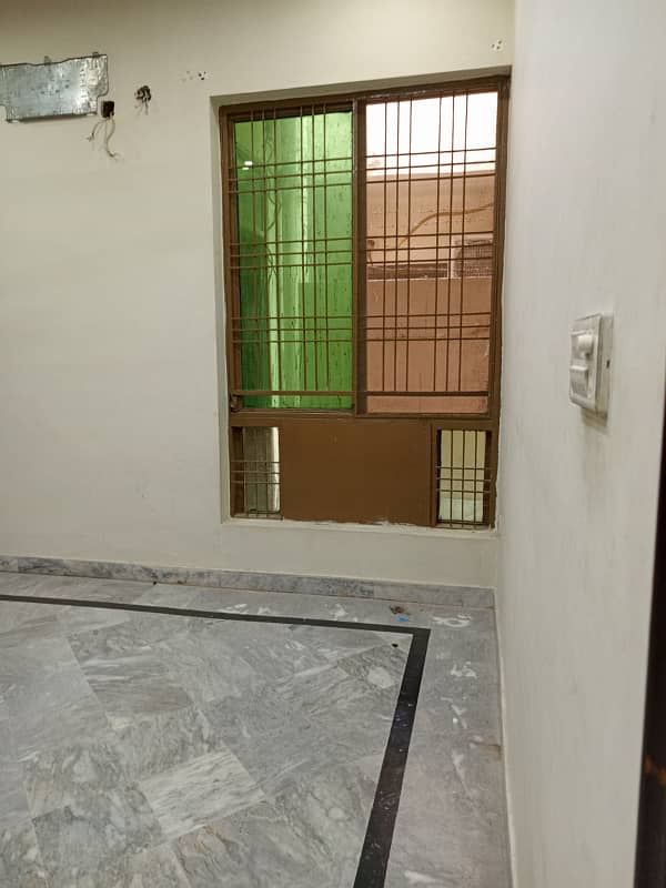 10 Marla house for rent in Gulberg for Family and female and bachelor Silent office (Call center + Software house 0