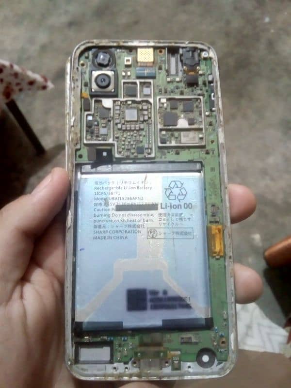 Aquos r2 parts available 1