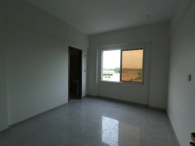 Prime Location In Al-Jadeed Residency Of Karachi, A 750 Square Feet Flat Is Available 2