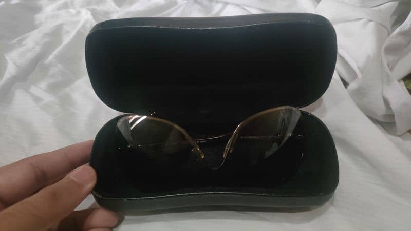 Sun Glasses ( collection Perle) CHANEL 3