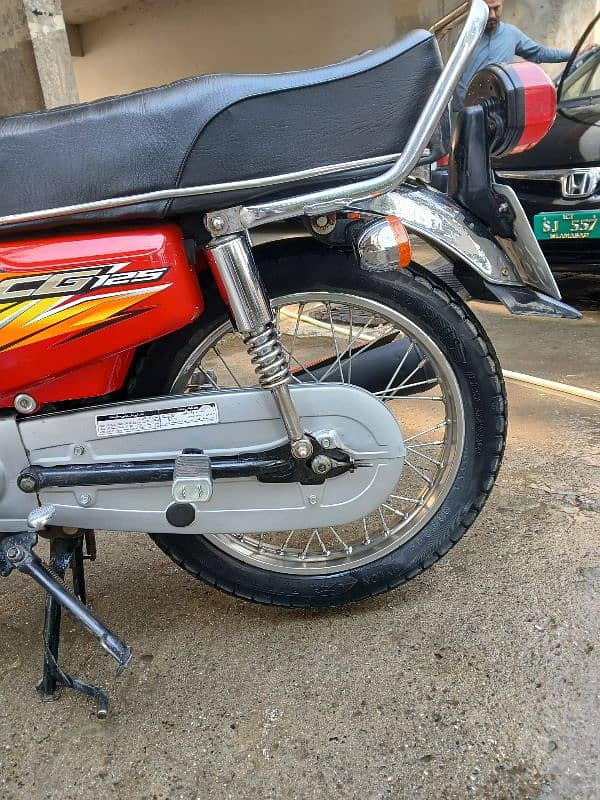 Honda  125 cg 8