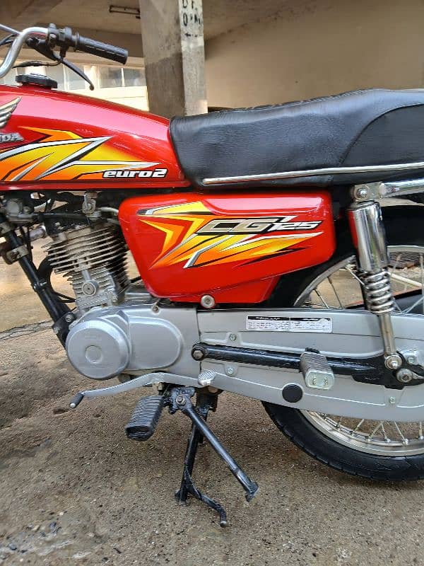 Honda  125 cg 9