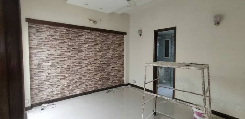 10 Marla Luxury Bunglow For Sale In DHA Phase 4,Block EE, Lahore. 6