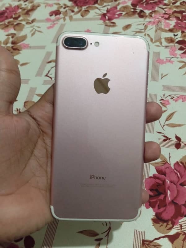 iPhone 7 Plus pTA approved 128 gb 1