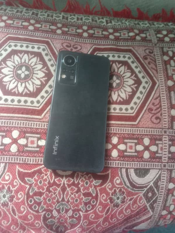 Infinix Note11. . 6/128 Lush condition with box charger . . 0321-1467619 10