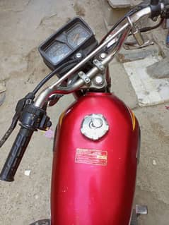 United 125cc 2021