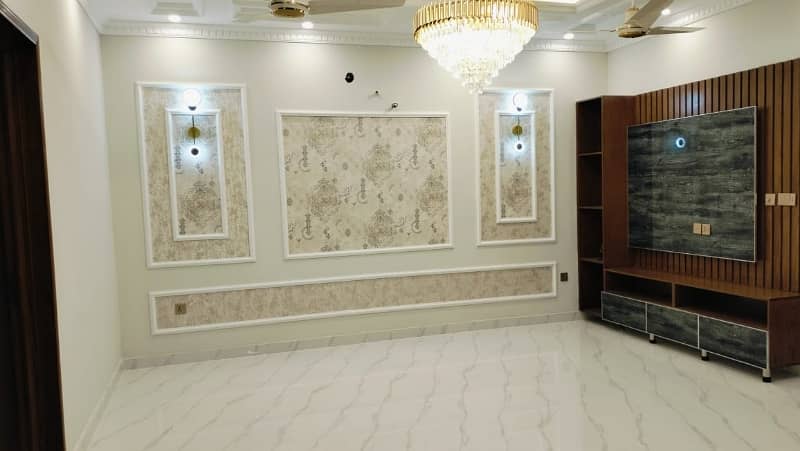 Flat For rent Is Readily Available In Prime Location Of Bahria Town - Overseas B 9