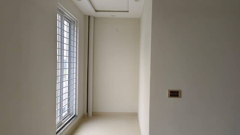 Spacious One-Bedroom Apartment Available For Rent Ideal Location And Modern Comforts! 17