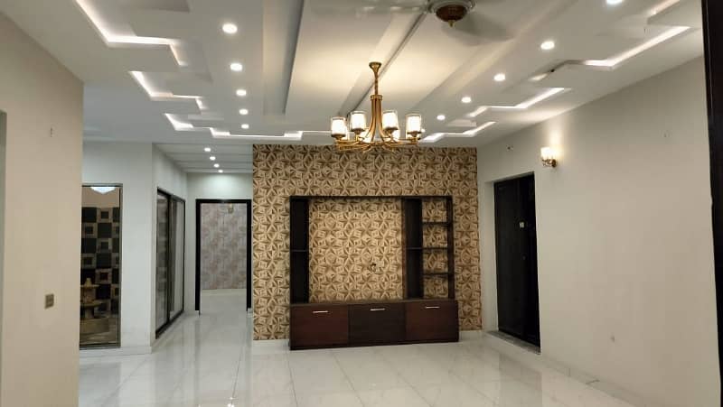 5 Marla House For sale In Bahria Town - Block AA 1