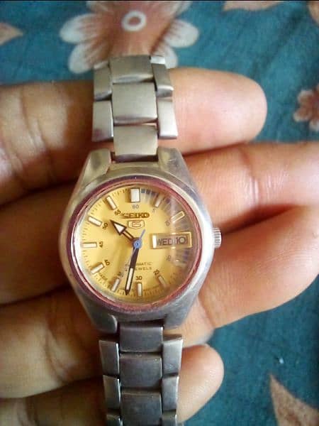 All ladies watches casio seiko citizen swatch and others 4