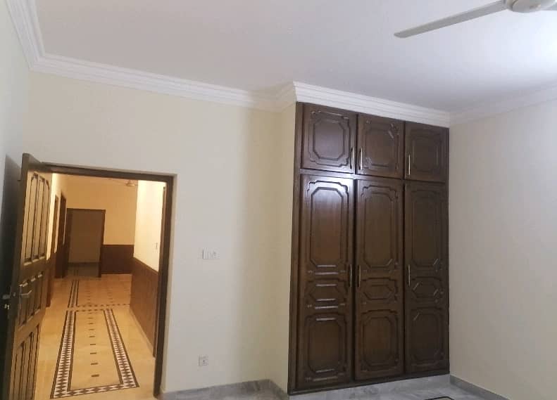 Ideal 900 Square Feet House Available In I-10/2, Islamabad 4