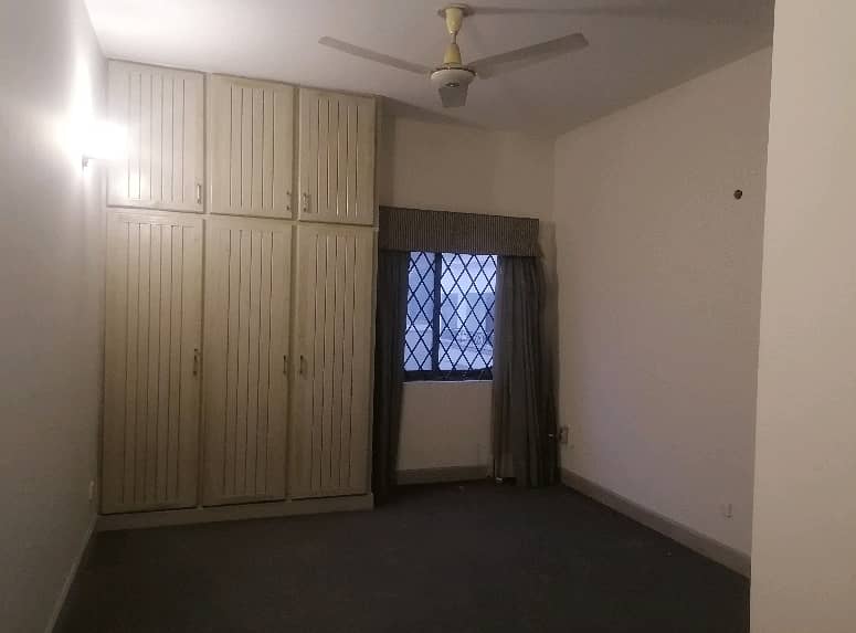 A Centrally Located House Is Available For sale In Islamabad 4